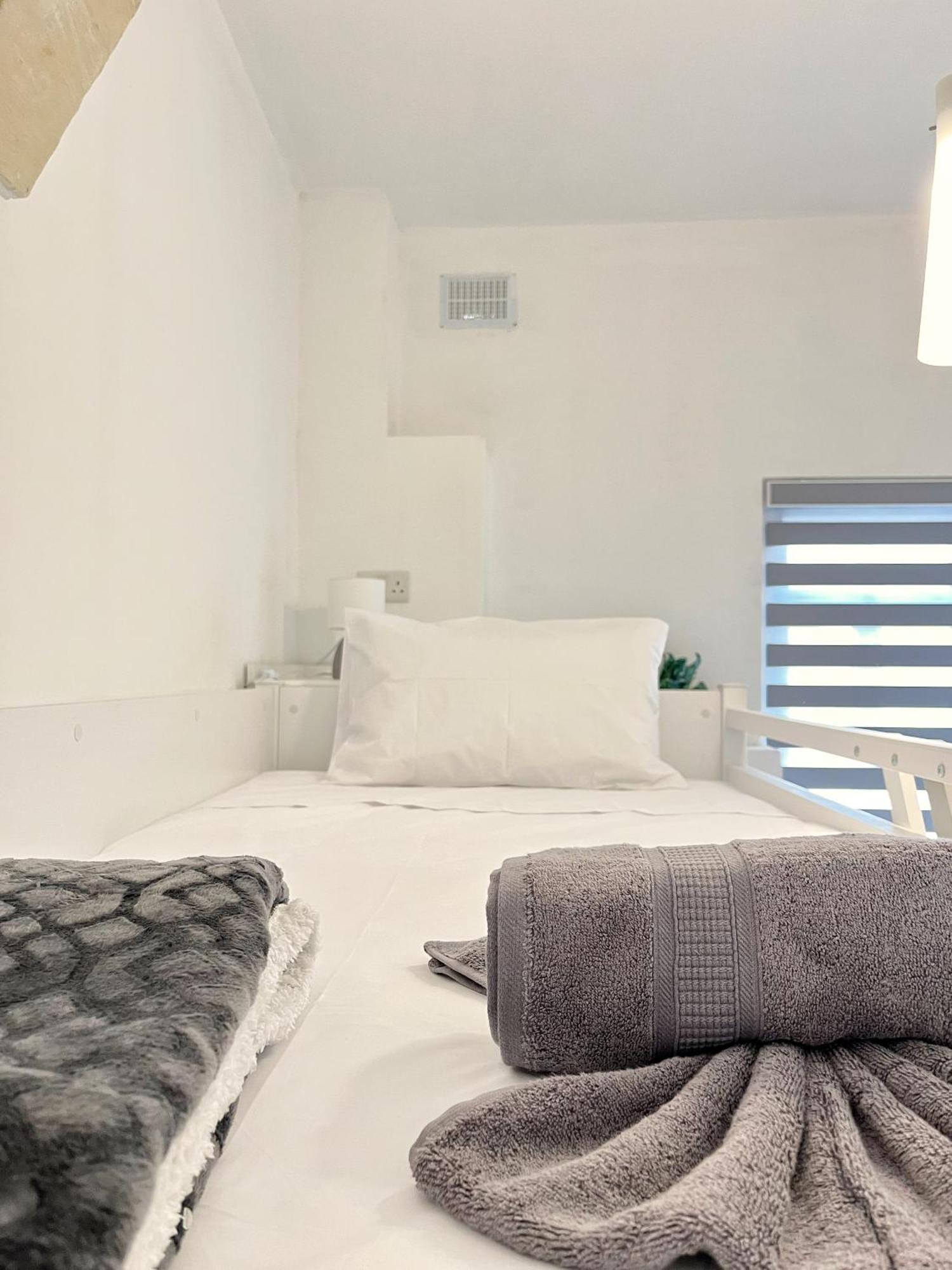 Maria & Matthias - Apartments In Central Of Floriana Экстерьер фото