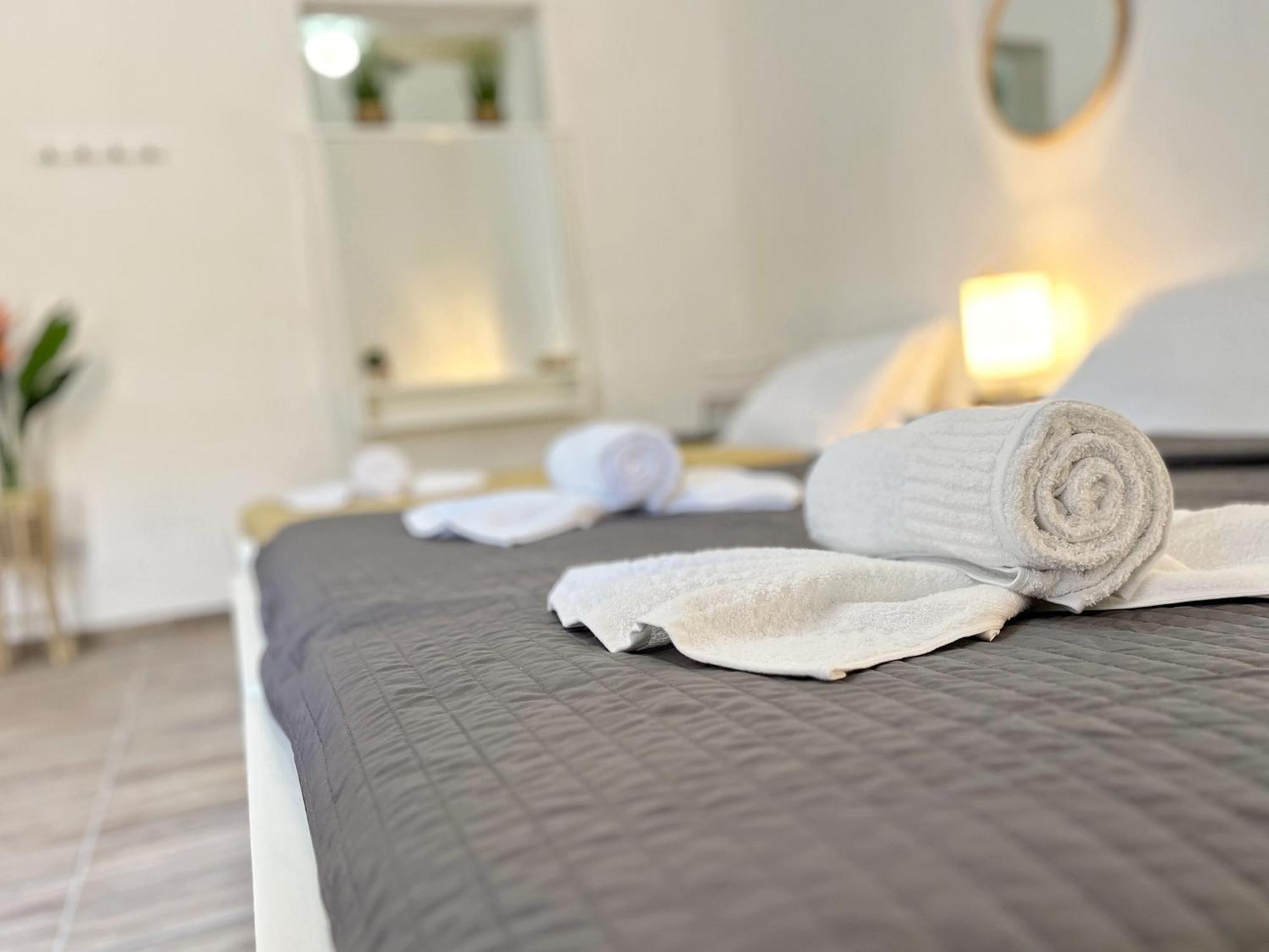 Maria & Matthias - Apartments In Central Of Floriana Экстерьер фото