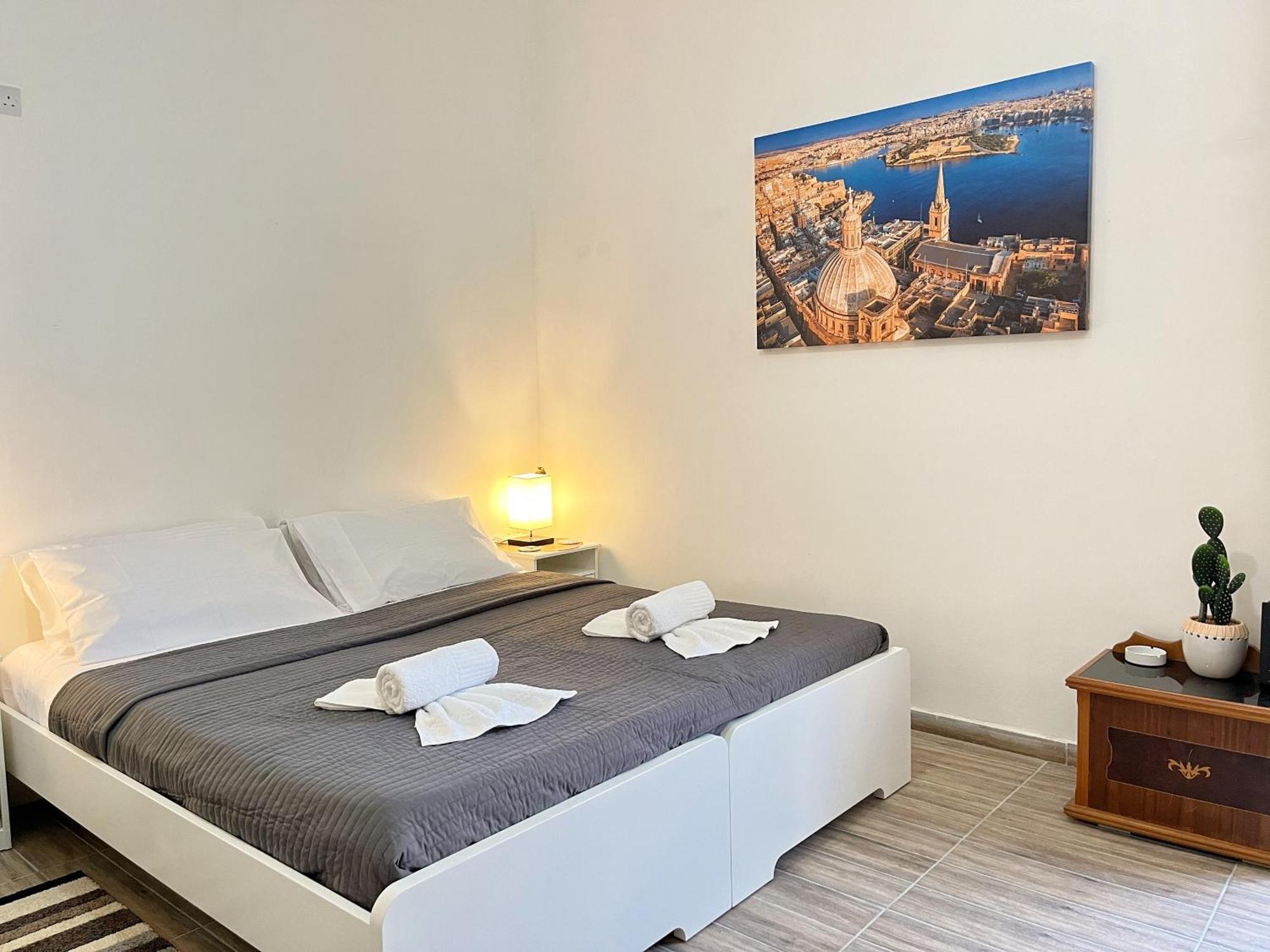 Maria & Matthias - Apartments In Central Of Floriana Экстерьер фото