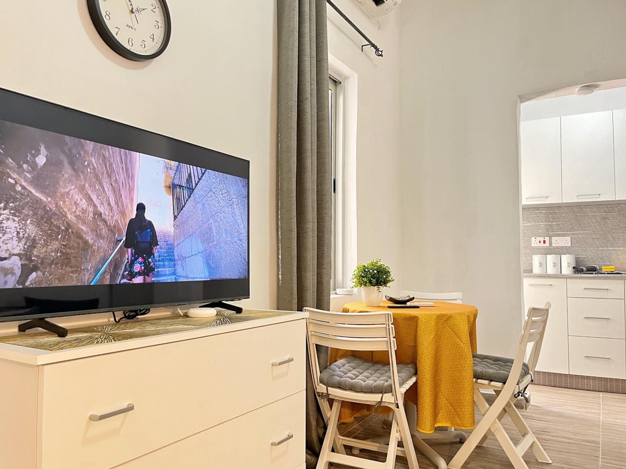 Maria & Matthias - Apartments In Central Of Floriana Экстерьер фото